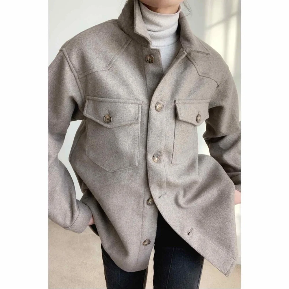 SOFT CASHMERE LIKE SHACKET - FAWN - Picture 4 of 13